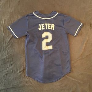 Derek Jeter #2 New York Yankees Baseball Jersey